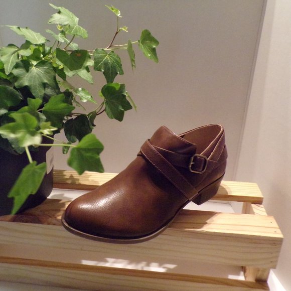 WITH MEMORY FOAM - Picture 2 of 9